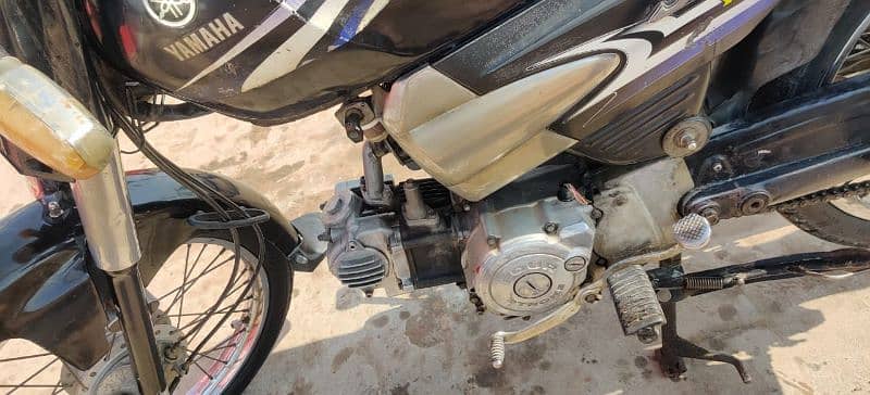 Yamaha Janoon 100cc bike for sale 8