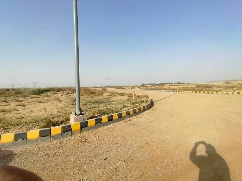 Prime Location 1000 Square Yards Residential Plot In NTR Industrial Zone Phase 2 Best Option 4