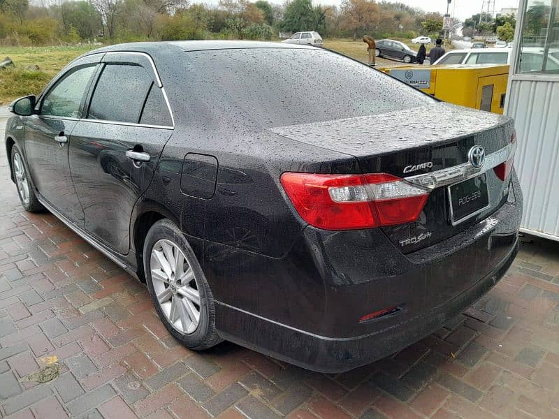 Toyota Camry 2.4 hybrid 2013/2017 4