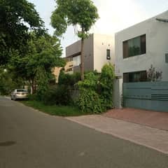 1 Kanal House With Basement Is Available For Sale In Sui Gas Housing Society Phase 1 Block D Lahore