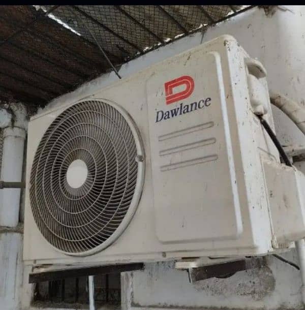 Dawlance 1.5 ton DC inverter heat and cool 0