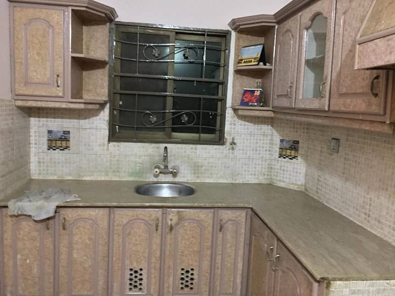 2 Marla 2 floor flat in Muslim Town lahore 1