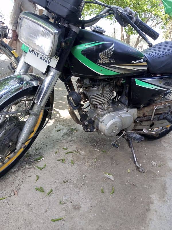 Honda 125 Good in Condition 3