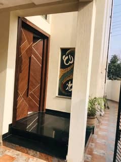 DHA phase 1 Kanal upper Portion Available For Rent Near Park Mosque And Commercial