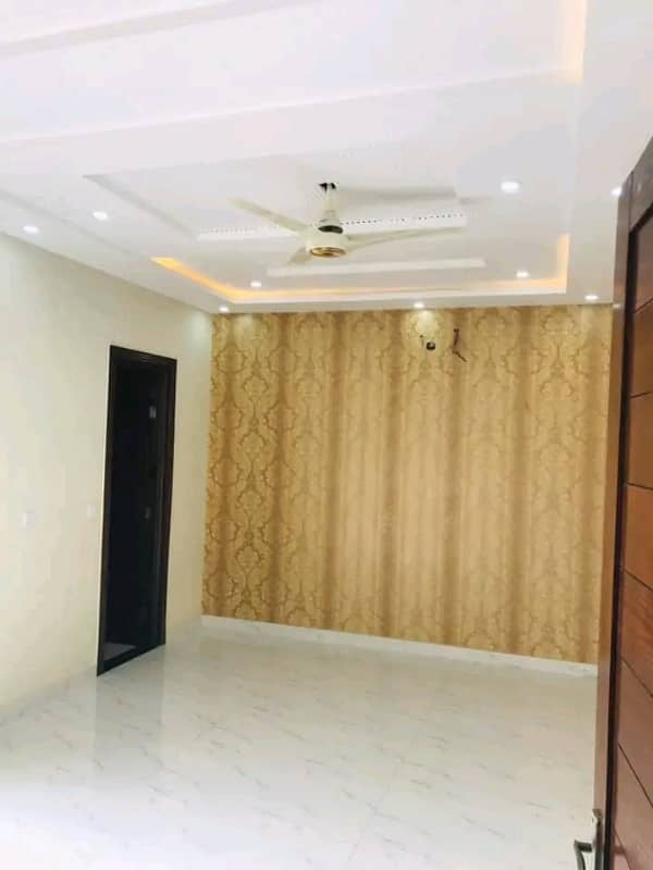 DHA phase 1 Kanal upper Portion Available For Rent Near Park Mosque And Commercial 9