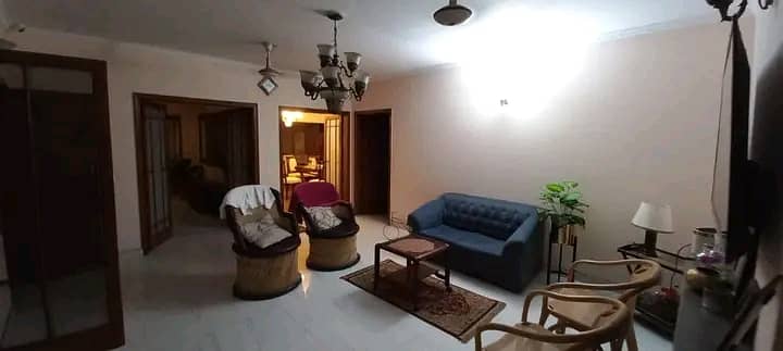 DHA phase 1 Block D 1 kanal renovated house with basment hot location Dha phae 1 lahore 4