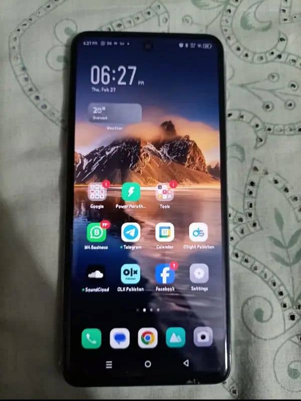 INFINIX HOT 40 PRO 256gb 0