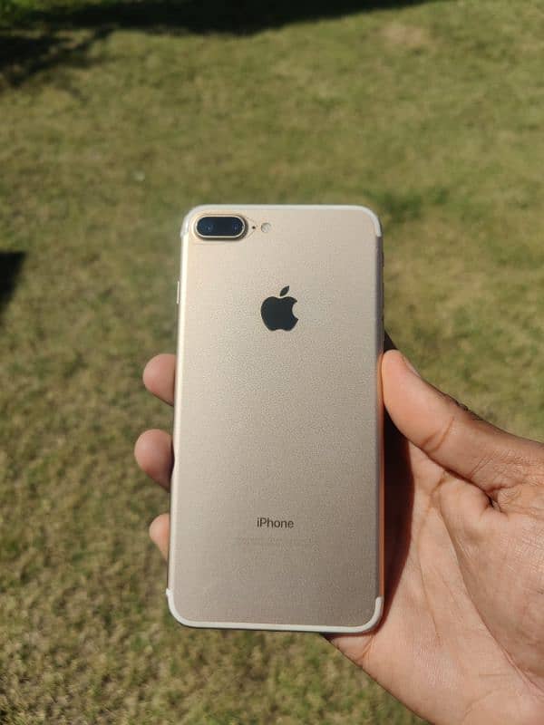 Iphone 7+ all non pta set ha koe masla ni 128gb better 72% ha 0