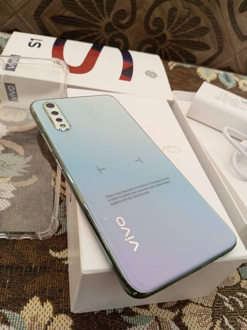 Vivo S1 New 8GB & 256 GB with complete box accessories 032-04192-981 1