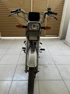 Honda CD70 2018 (red color)