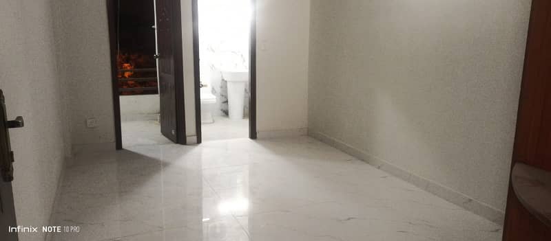 Flat For Sale 27