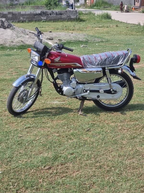 Honda CG 125 special edition 2020 modal lush condition 3