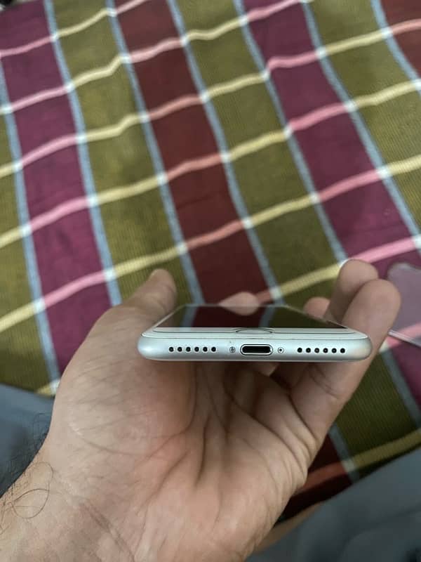 Iphone8 /64gb Non PTA 3