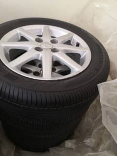 Toyota Aqua Alloy wheels original 185/60/R15