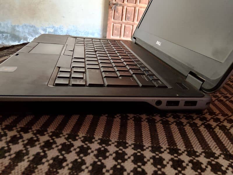 Laptop Dell 6