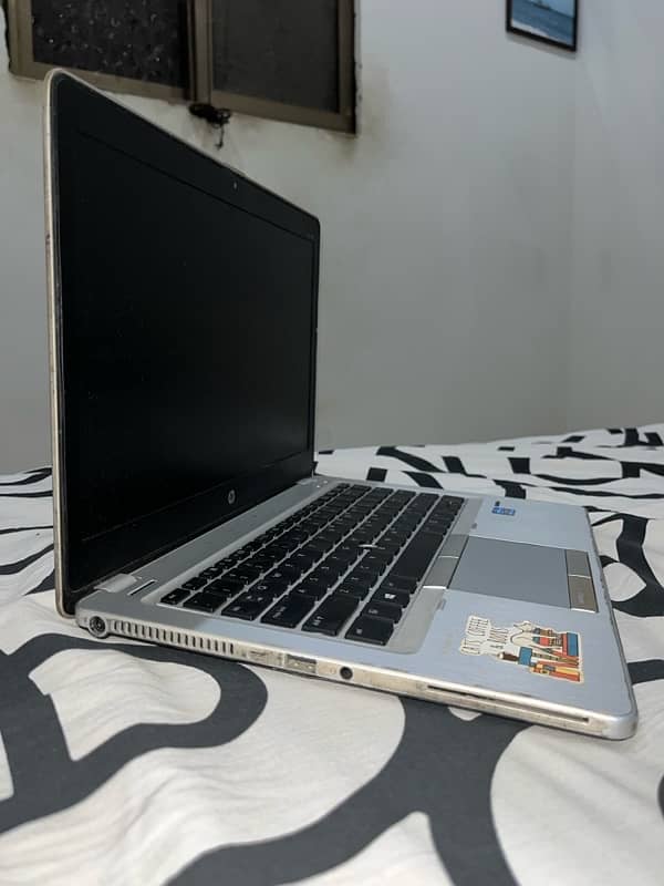 Im selling my hp laptop core i5 3rd gen 0