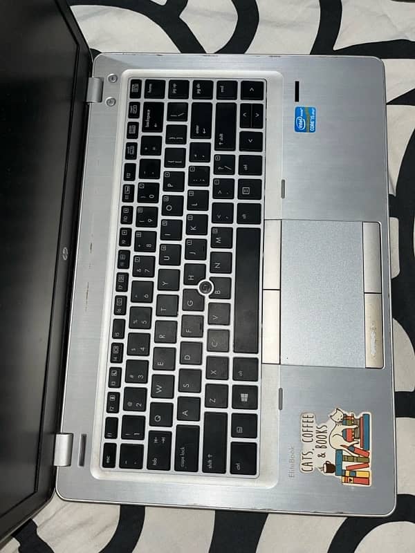 Im selling my hp laptop core i5 3rd gen 2