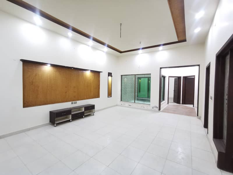 15 Marla House For Rent Khayaban Colony No 2 Madina Town Faisalabad 0