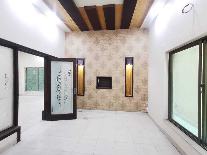 15 Marla House For Rent Khayaban Colony No 2 Madina Town Faisalabad 5