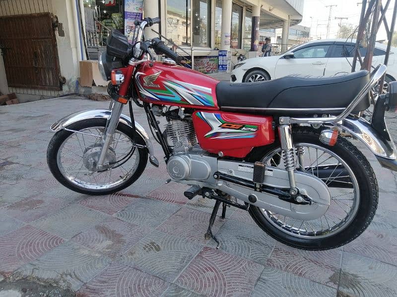 Honda cg 125 model 2023 ISLAMABAD number 1