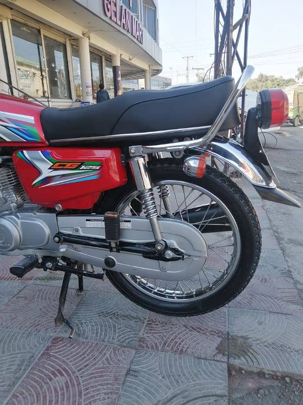 Honda cg 125 model 2023 ISLAMABAD number 2