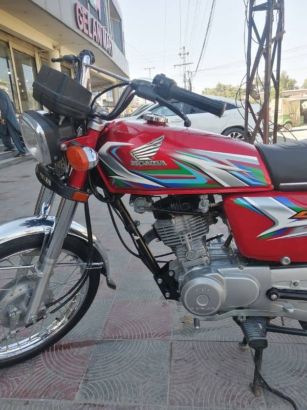 Honda cg 125 model 2023 ISLAMABAD number 3