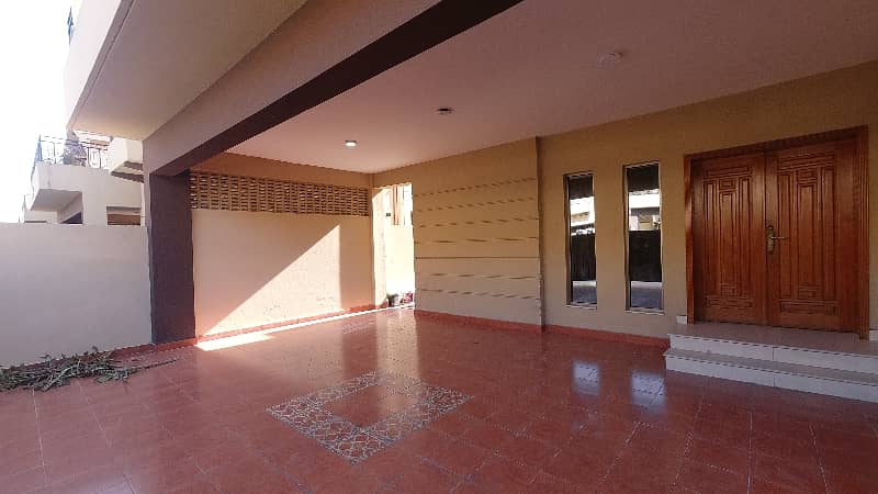 Ready To Buy A House 17 Marla In Askari 10 - Sector F 4