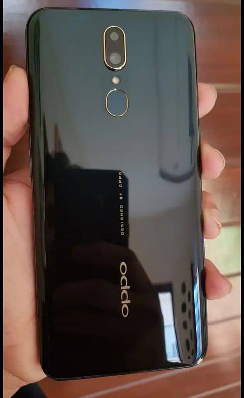 oppo f11 8/256 with box 4