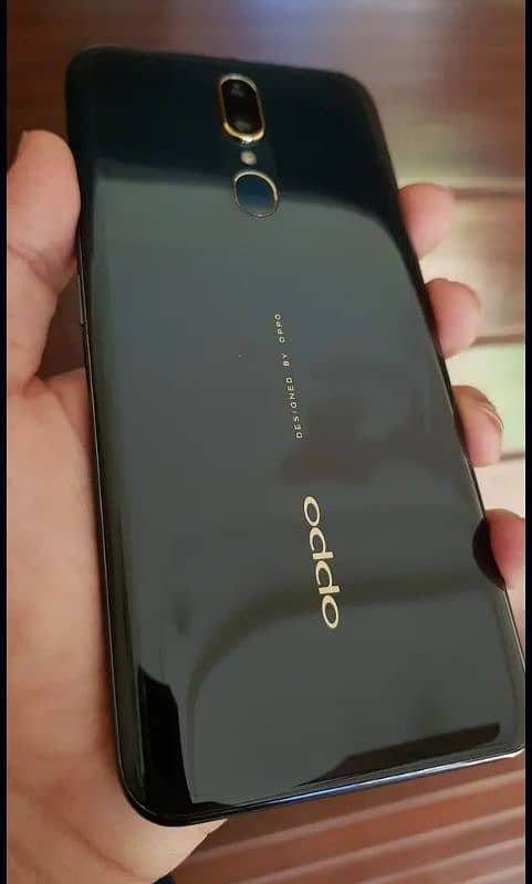 oppo f11 8/256 with box 6