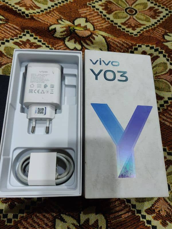 vivo Y03  (4/64) 6 month warranty 6