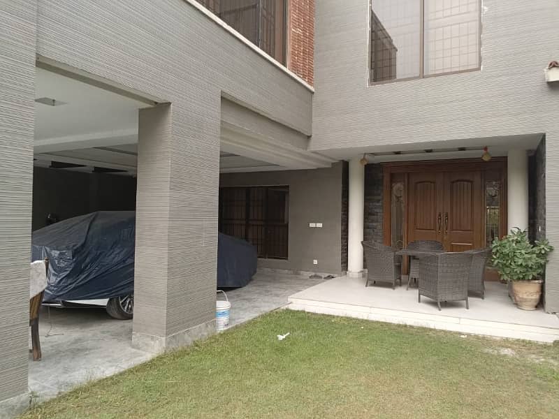 2 Kanal House for Sale in New Muslim Town B Block 26