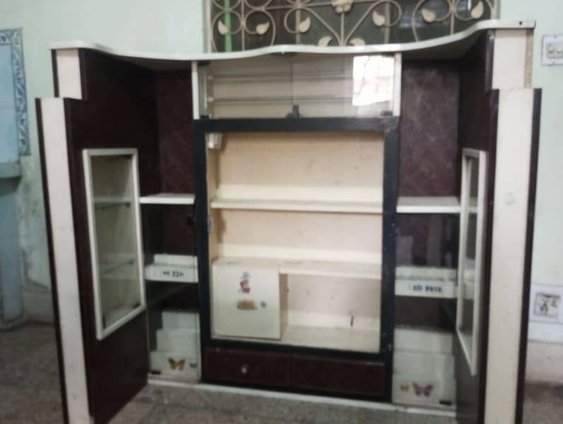 wardrobe table almari for sale 3