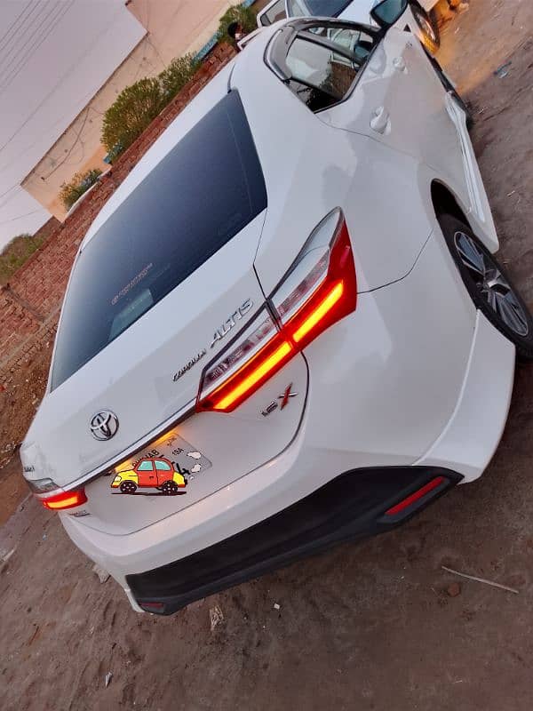 Toyota Corolla Altis 2019 4