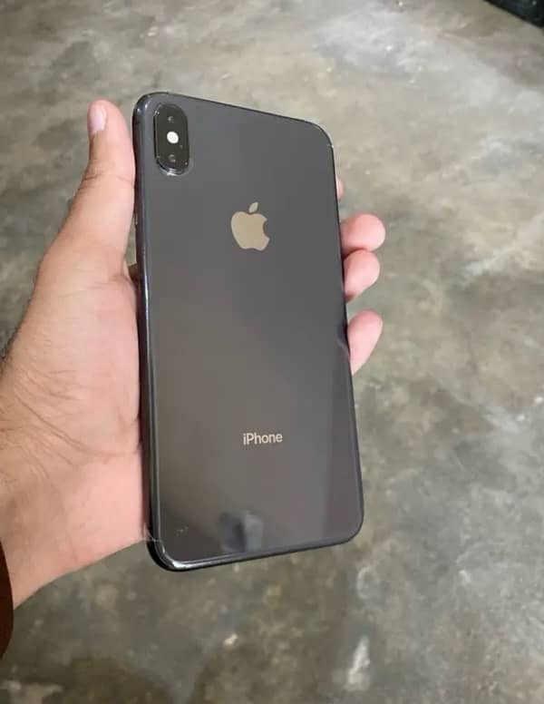 Iphone Xs-Max 1