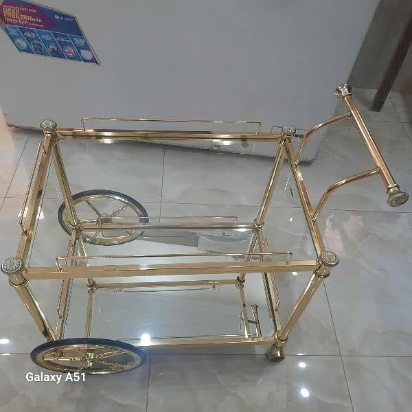 tea trolley 0