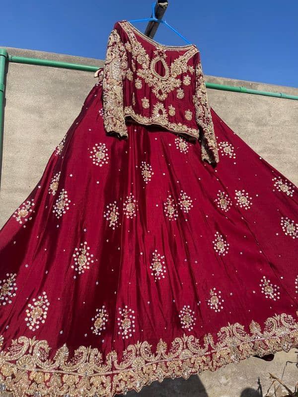 4-Hour Used Bridal Dress – Perfect Condition | Handcrafted Work 4