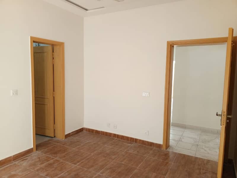 10 Marla House For Sale Dha Phase 6 0