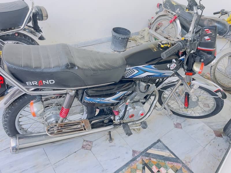 Honda 125 2021 4