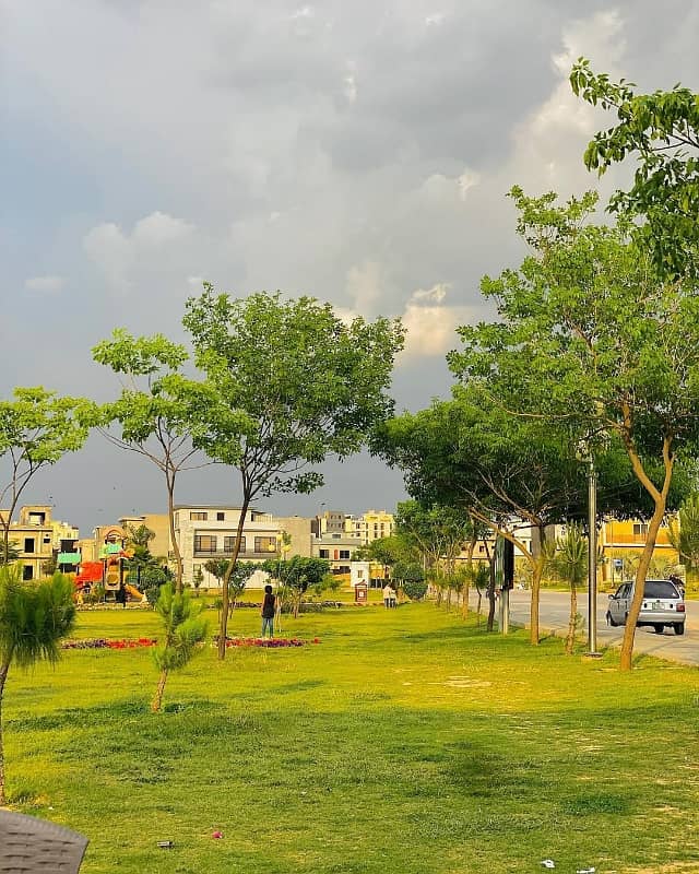 5090=20 Marla Plot for Sale in Block B, B-17 Multi Gardens, Islamabad 2