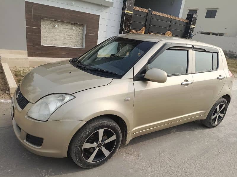 Suzuki Swift 2013 1.3 2