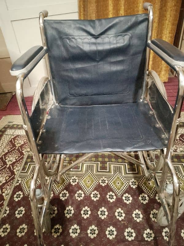 2 week used wheel chair 10/10 condition & foldable 0