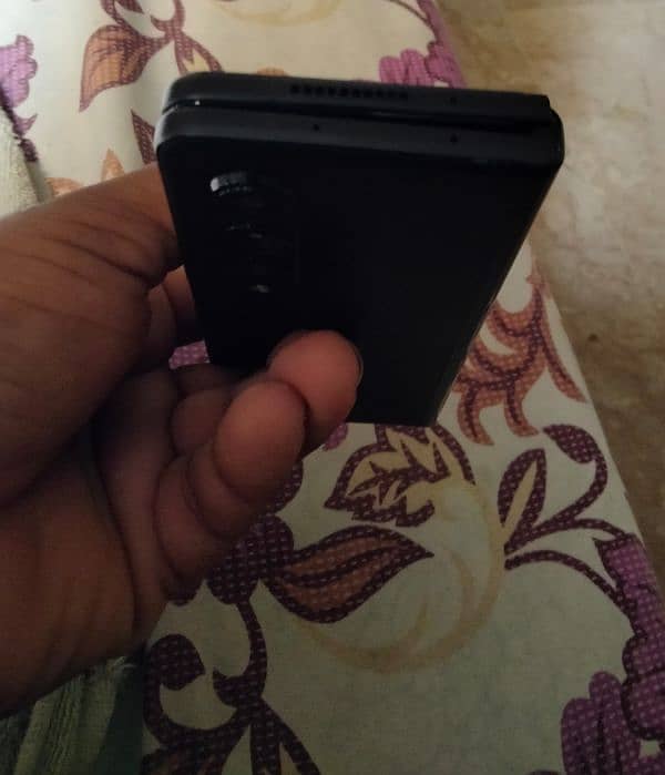 Samsung Galaxy Z Fold 3 non pta new condition 3