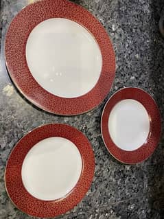 84 Piece Dinner Set