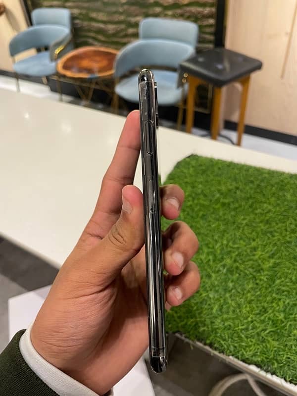 Iphone Xsmax 256gb PTA approved 0