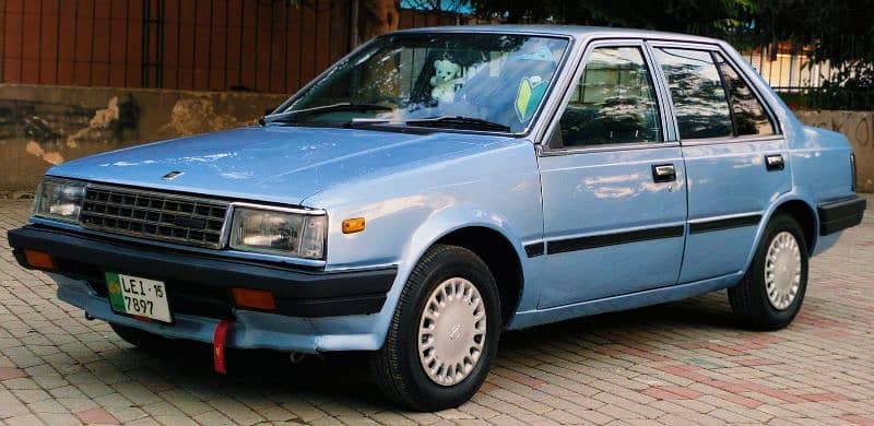 Nissan Sunny 1985 4