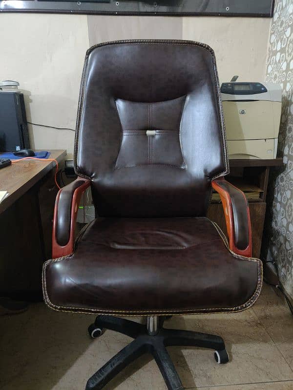 Revolving Executive chairs 1