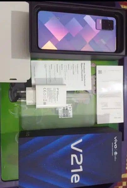 v21e vivo. 10/10 phone ha full box sath hai orginl lead + 33watt chrgr 3