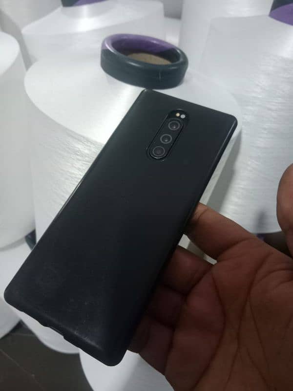 Xperia 1 4 /64  855 Snapdragon non pta ha finger off ho gya ha 1