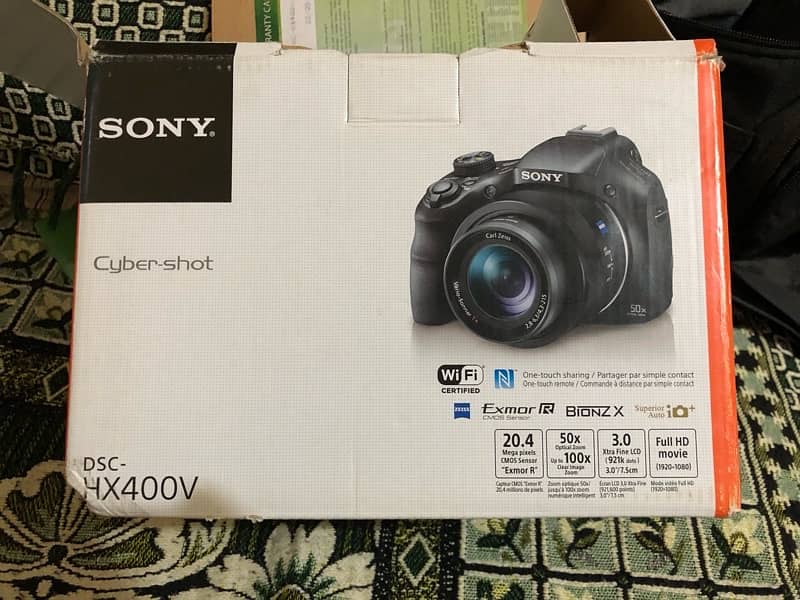 Sony DSC-HXV400V 4