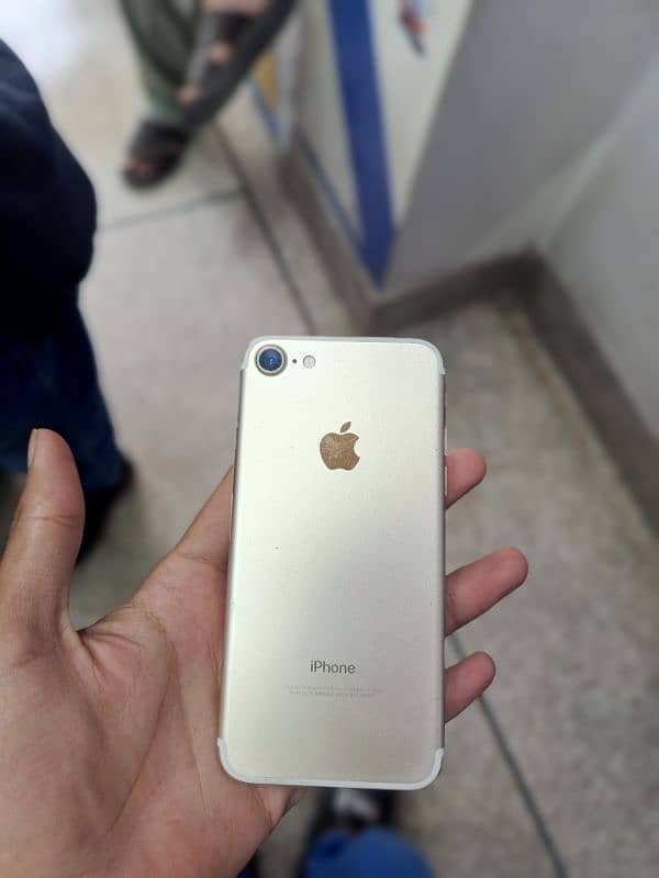 iPhone 7 128Gb Non Pta 0